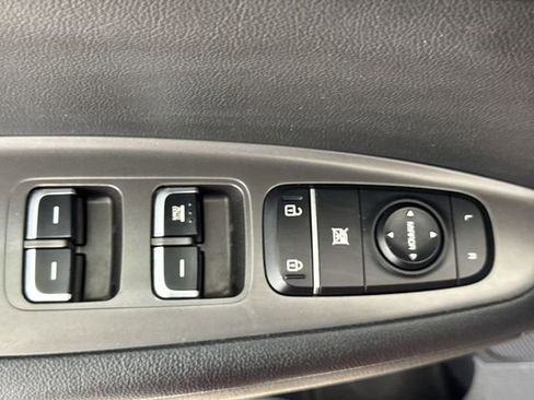 Used 2020 Kia Optima LX image 21