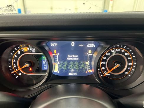 Used 2026 Jeep Wrangler Unlimited Rubicon 392 w/ Quick Order Package 27X Moab AWD/4WD image 12