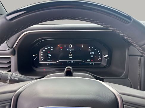 Used 2024 GMC Yukon Denali Ultimate image 34