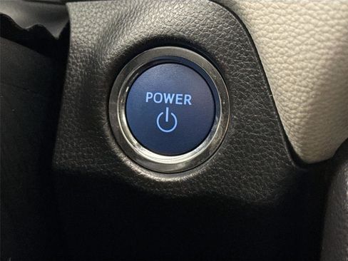 Certified 2022 Toyota RAV4 XLE Premium image 20