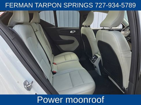 Used 2021 Volvo XC40 T5 Inscription w/ Advanced Package image 19