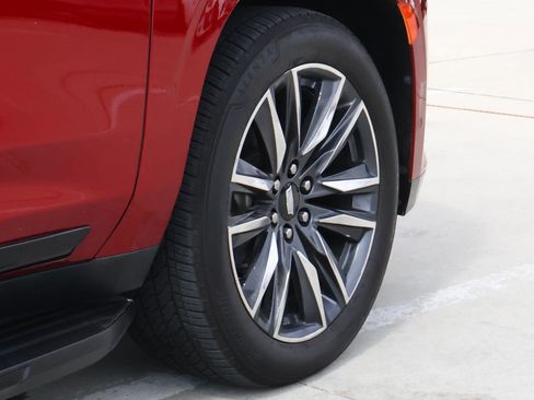 Used 2022 Cadillac Escalade ESV Sport w/ Touring Package image 12