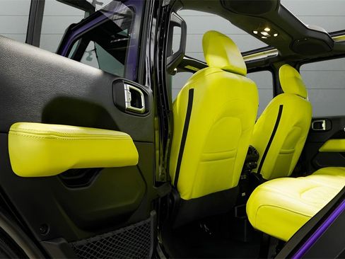 Used 2019 Jeep Wrangler Unlimited Sahara image 52