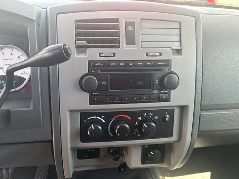 Used 2005 Dodge Dakota SLT image 20