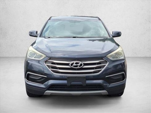 Used 2017 Hyundai Santa Fe Sport FWD image 2