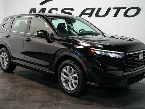 Used 2024 Honda CR-V LX image 7