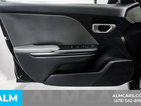 Used 2025 Kia K4 FWD image 43