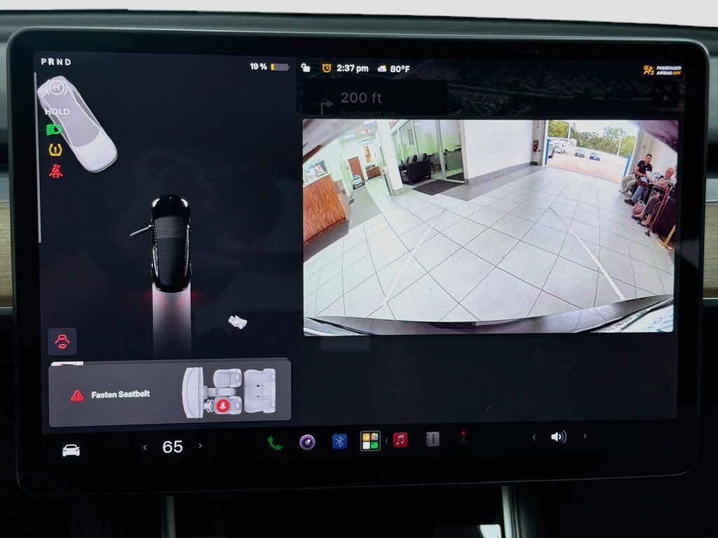 Used 2018 Tesla Model 3 Mid Range RWD image 40