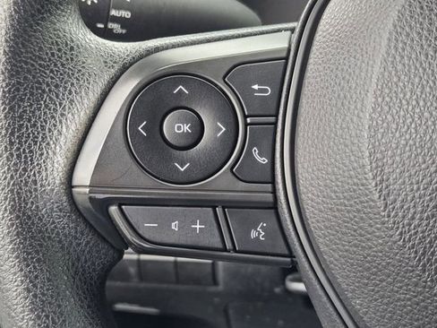 Used 2023 Toyota Corolla LE FWD image 27