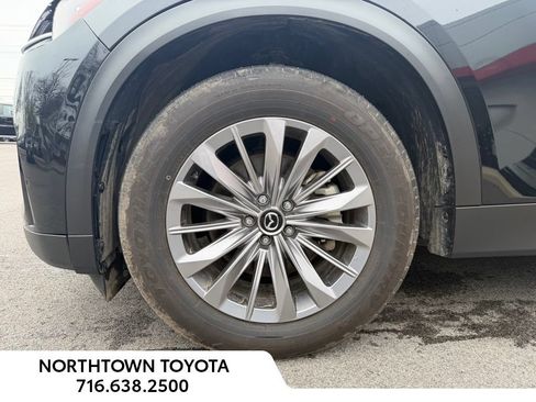 Used 2025 MAZDA CX-90 3.3 Turbo w/ Select Package AWD/4WD image 28
