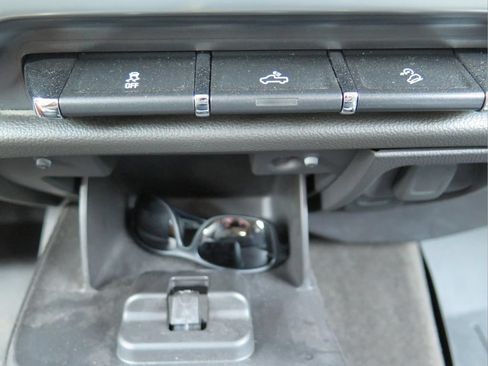 Used 2015 GMC Sierra 1500 SLE w/ SLE Value Package AWD/4WD image 15