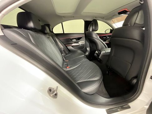 Used 2024 Mercedes-Benz E 350 4MATIC Sedan w/ Airmatic Package image 24