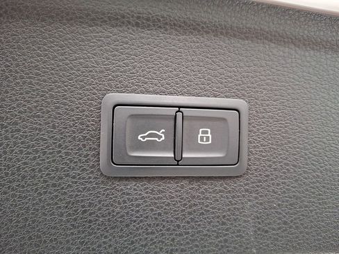 Used 2018 Audi Q5 2.0T Premium Plus w/ Premium Plus Package image 27