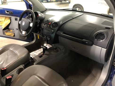 Used 2007 Volkswagen Beetle Coupe w/ Package 1 image 14