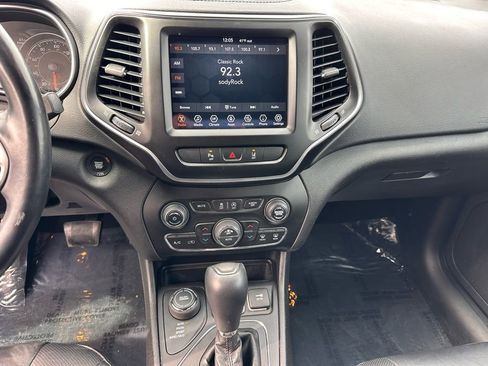 Used 2021 Jeep Cherokee Latitude Lux 80th Anniv w/ Quick Order Package 26U 80TH image 30