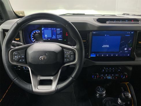 Used 2022 Ford Bronco Badlands w/ Sasquatch Package image 31