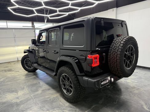 Used 2021 Jeep Wrangler Unlimited Sahara image 3