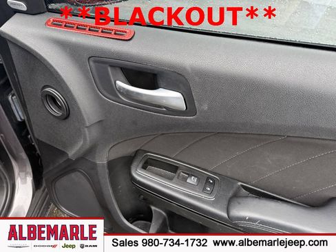 Used 2023 Dodge Charger SXT w/ Blacktop Package image 29