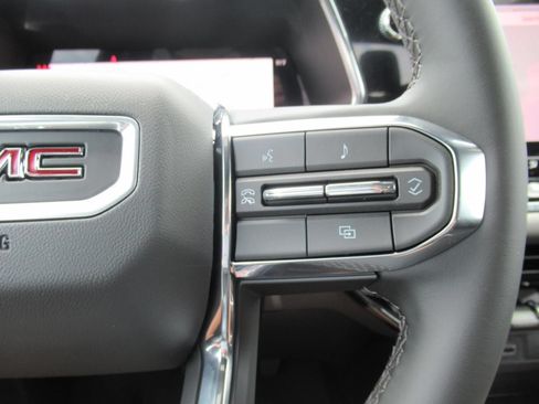 New 2026 GMC Canyon Elevation w/ Convenience Package RWD image 24