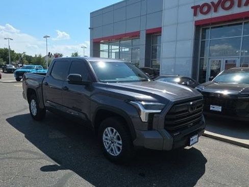 Used 2025 Toyota Tundra SR5 w/ SR5 Convenience Package AWD/4WD image 8