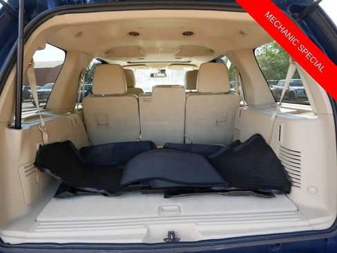Used 2017 Ford Expedition Limited w/ Equipment Group 301A AWD/4WD image 10