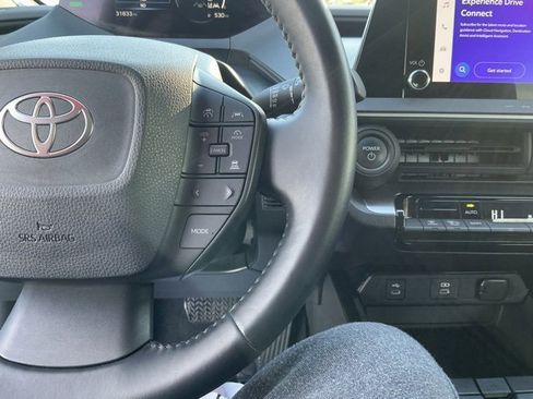Used 2023 Toyota Prius LE image 27