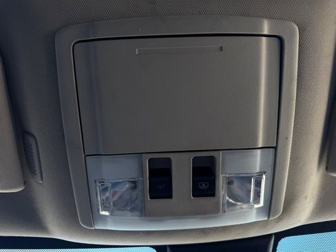 Used 2013 Ford Edge Limited image 17