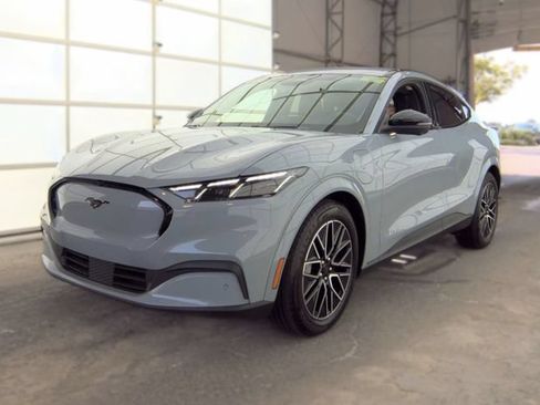 Used 2025 Ford Mustang Mach-E Premium AWD/4WD image 2