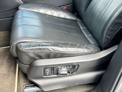 Used 2018 Bentley Bentayga Activity AWD/4WD image 20