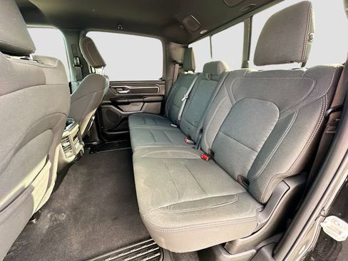 Used 2025 RAM 1500 Big Horn AWD/4WD image 23