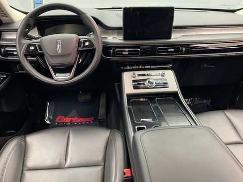 Used 2022 Lincoln Aviator AWD w/ Premium Package image 15