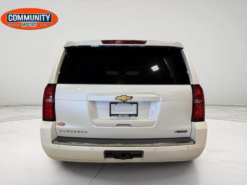 Used 2018 Chevrolet Suburban Premier AWD/4WD image 6