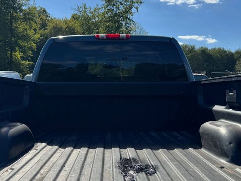 Used 2009 GMC Sierra 1500 SLE w/ Pro Grade Package AWD/4WD image 8