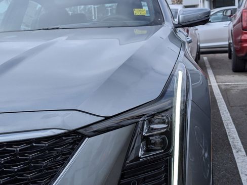 New 2025 Cadillac CT5 Premium Luxury image 30