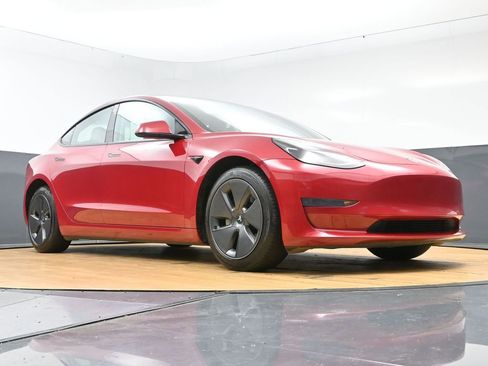Used 2023 Tesla Model 3 Standard Range RWD image 53