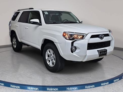 Used 2019 Toyota 4Runner SR5 Premium AWD/4WD image 4