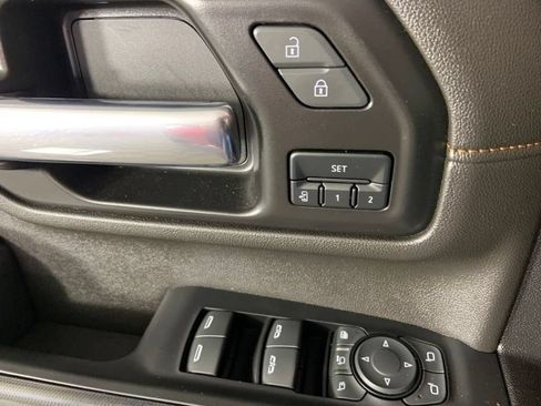 Used 2022 GMC Sierra 2500 AT4 AWD/4WD image 28