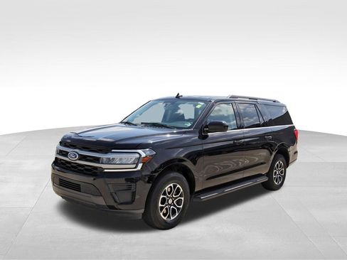 Used 2024 Ford Expedition Max XLT RWD image 2