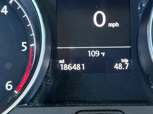 Used 2015 Volkswagen Golf TDI SE FWD image 19