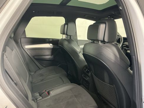Used 2021 Audi Q5 e Prestige w/ Prestige Package AWD/4WD image 19