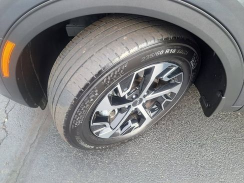 Used 2024 Kia Sportage EX image 13