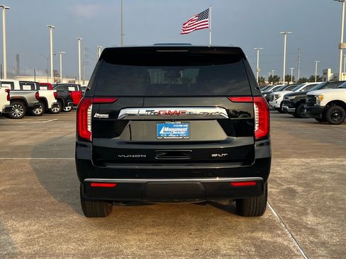 Used 2023 GMC Yukon SLT image 13