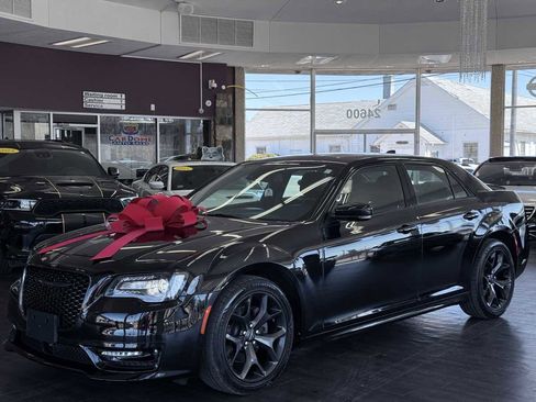 Used 2021 Chrysler 300 S w/ S Model Appearance Package image 2