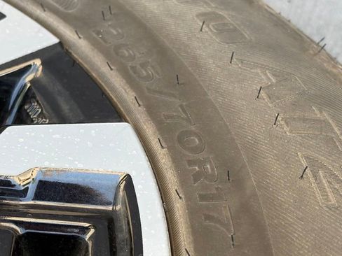 Used 2023 Nissan Frontier Pro-X w/ Technology Package image 8