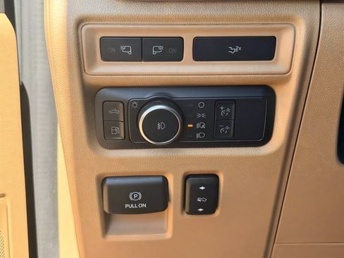 Used 2022 Ford F150 Lariat AWD/4WD image 20