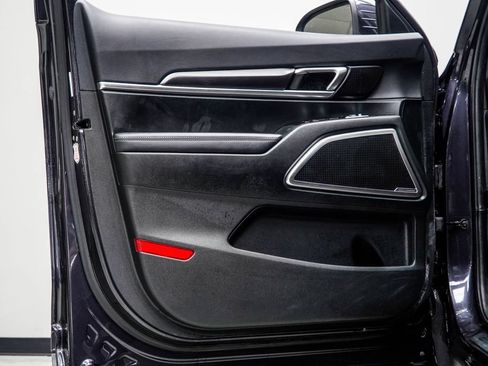 Used 2025 Kia Telluride S FWD image 36