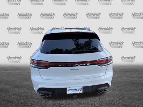 Used 2025 Porsche Macan AWD/4WD image 9