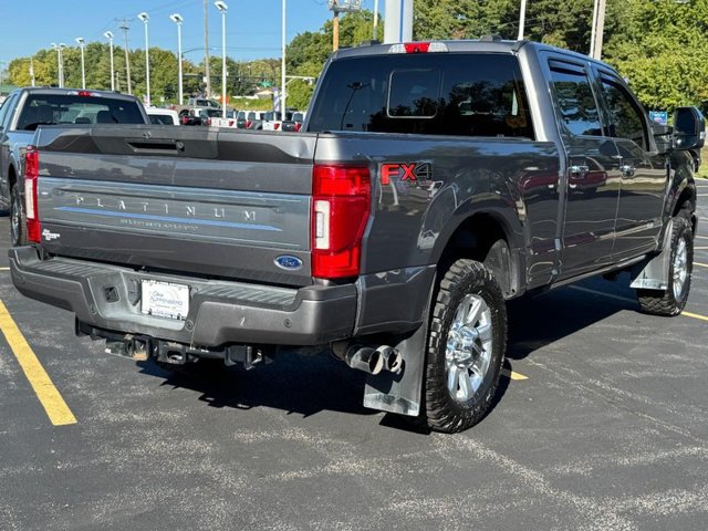 Used 2022 Ford F350 Platinum w/ FX4 Off-Road Package AWD/4WD image 3
