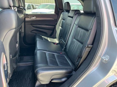 Used 2015 Jeep Grand Cherokee Limited image 14