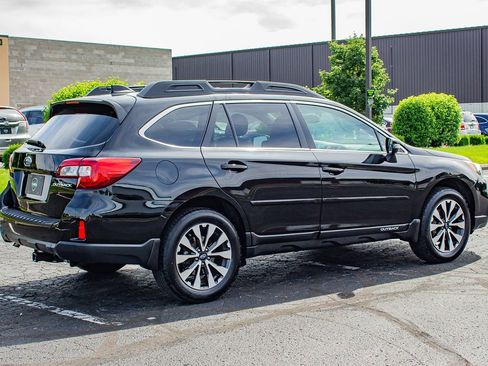 Used 2016 Subaru Outback 2.5i Limited AWD/4WD image 10